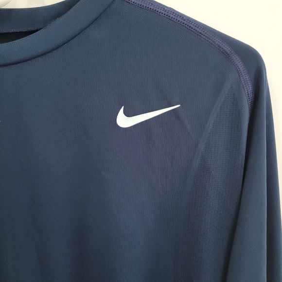 Nike long sleeve t-shirt - Men's size Large - Picture 3 of 7